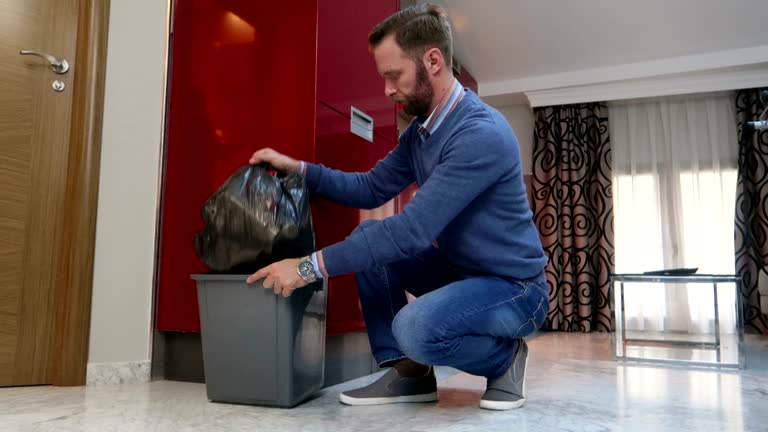 Best Retail Junk Removal  in Navy Yard City, WA